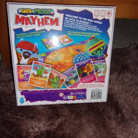 Cats vs Pickles Mayhem Game New 8+ - Picture 2 of 2